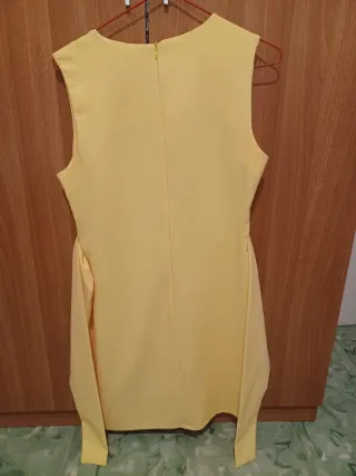 Vestido evento amarillo T. 40