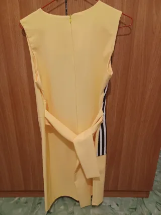 Vestido evento amarillo T. 40