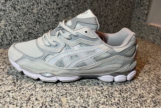 Zapatillas Asics Gel Blancas/Grises