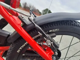 Bicicleta infantil Btwin roja