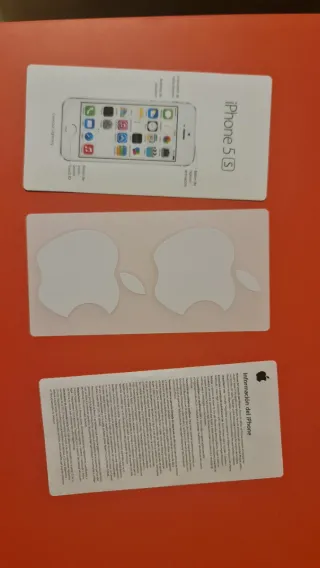 Caja vacía completa de iPhone 5s Buen estado.