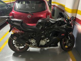 Moto deportiva Hyosung GT 650 R