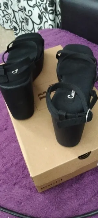 Sandalias plataforma negras tiras talla 39