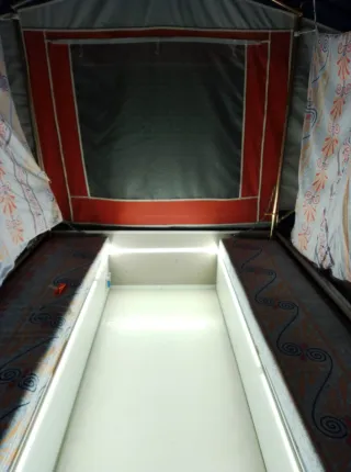 Tienda de campaña familiar