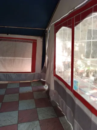 Tienda de campaña familiar