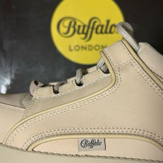Buffalo Nubuck Cream Talla 38