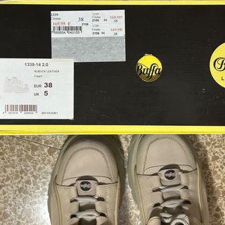 Buffalo Nubuck Cream Talla 38