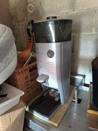 Molino de café automático