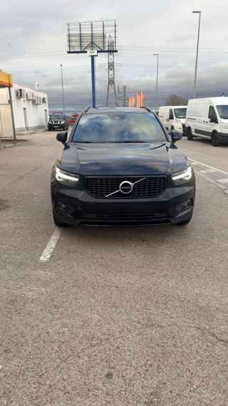 Volvo XC40 2021