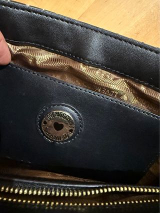 Mala Love Moschino Preta Crossbody