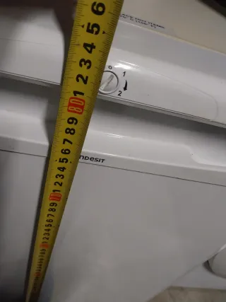 Nevera pequeña blanca