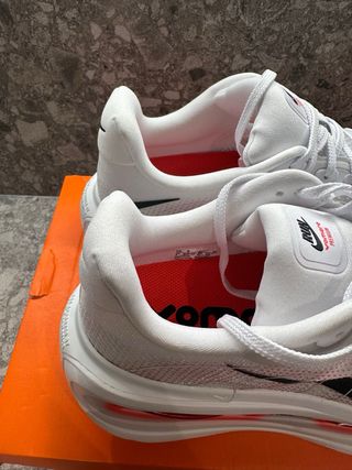 Zapatillas Nike Vomero Premium Talla 42.5 Blancas