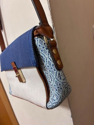 Bolso Parfois azul y blanco