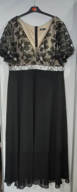 Vestido Shein Negro con Detalles Plateados