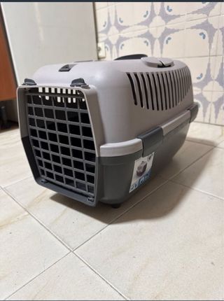 Transportín gato pequeño gris y blanco