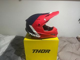 Casco Motocross/Enduro Thor Rojo/Azul