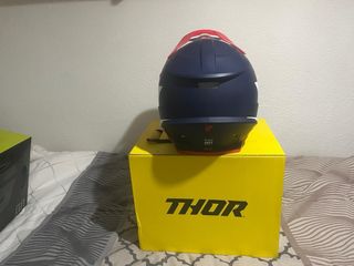 Casco Motocross/Enduro Thor Rojo/Azul