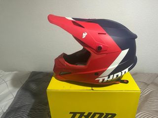 Casco Motocross/Enduro Thor Rojo/Azul