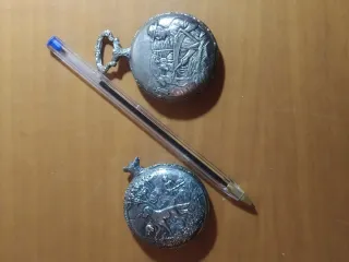 Fundas para reloj de bolsillo plateadas