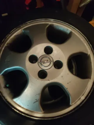 Llantas Opel