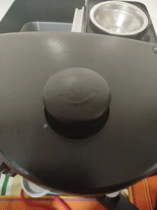 Macchina da caffè espresso DeLonghi per 2 tazze