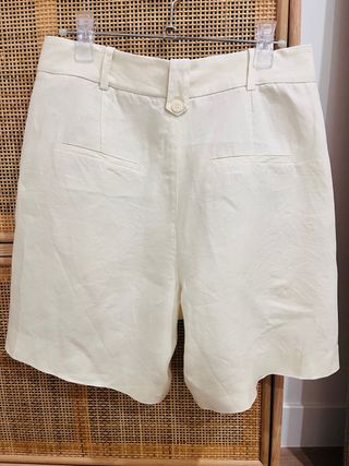 Bermuda Massimo Dutti Lino Mujer Beige