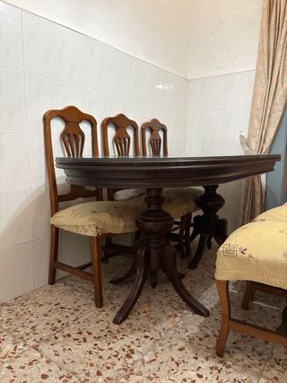 Mesa de comedor extensible de madera y cristal