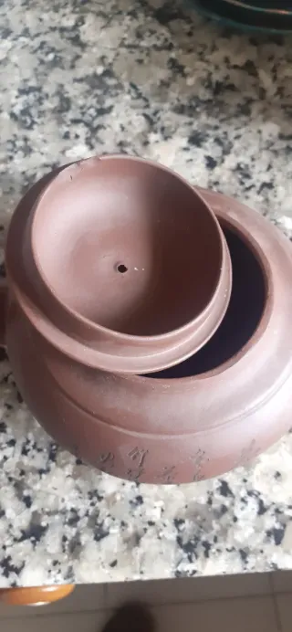 Tetera Yixing Zisha Artesanal Arcilla Púrpura