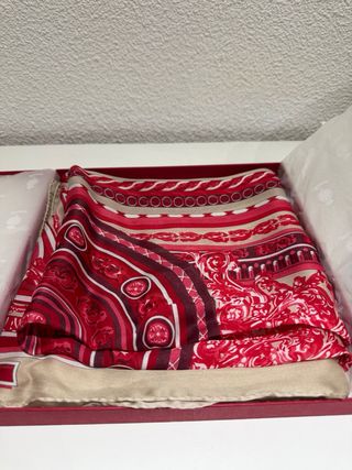 Pañuelo seda natural Senado España