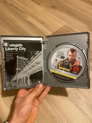 Grand Theft Auto IV PS3 Platinum
