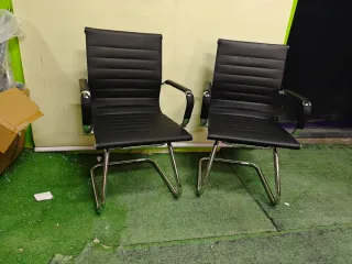 Silla De Conferencia Balve En Cuero Sintético