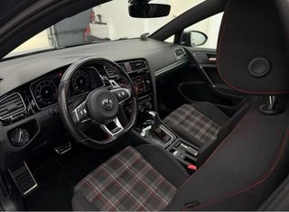 Volkswagen Golf GTI 2019 245cv DSG