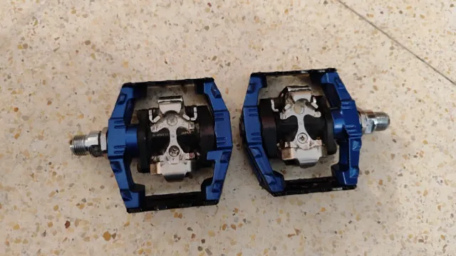 Pedales autimaticos Shimano DX Enduro