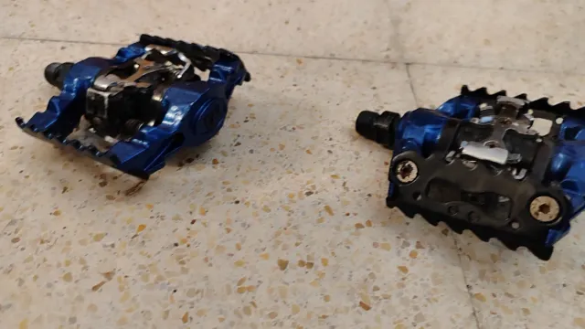 Pedales automáticos VP-133 Enduro