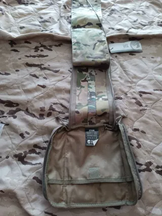 Bolsa táctica con diseño multicam Rhino Rescue