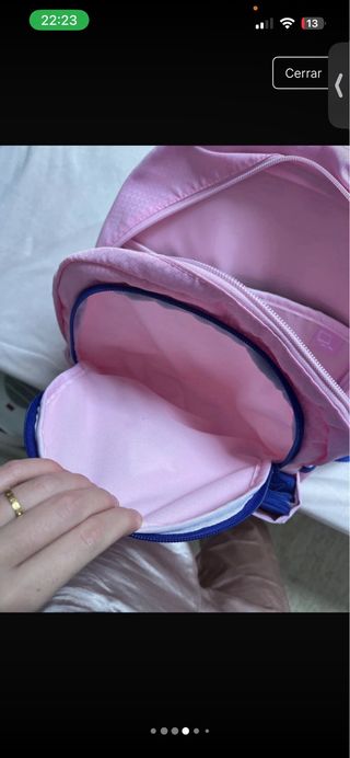 Mochila rosa Reebok con neceser