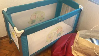 Cuna de viaje con colchón