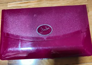 Estuche de sombras de ojos con espejo