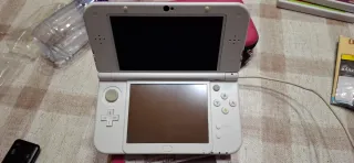 Nuovo Nintendo 3DS XL Rosa e Bianco