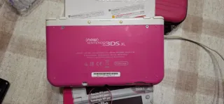 Nuovo Nintendo 3DS XL Rosa e Bianco
