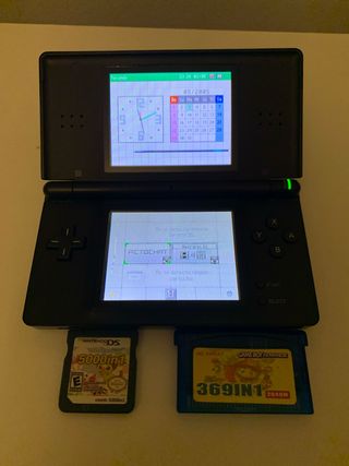Nintendo DS Lite Negra + 2 Juegos