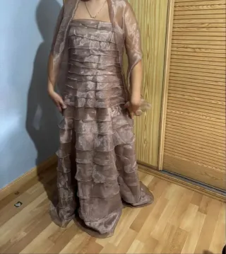 Vestido de fiesta El Corte Inglés beige