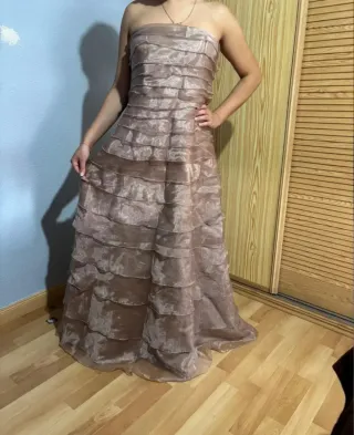 Vestido de fiesta El Corte Inglés beige