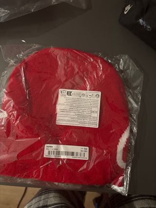 Gorro Corteiz negro , rojo o blanco