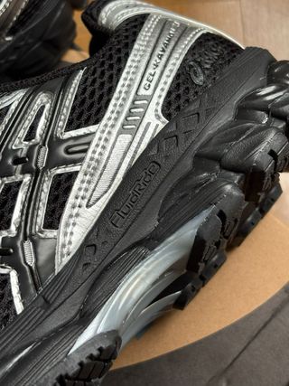 ASICS GEL KAYANO 12.1 Negro/Plata