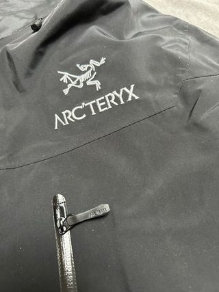 Chaqueta Arc'teryx Alpha SV Negra