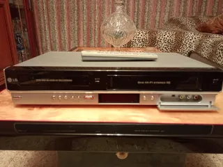 LG RC278 Grabador de VHS a DVD y viceversa DivX.