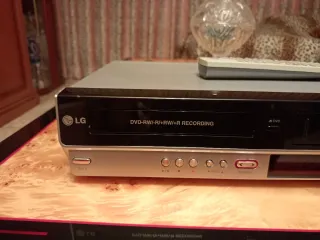 LG RC278 Grabador de VHS a DVD y viceversa DivX.