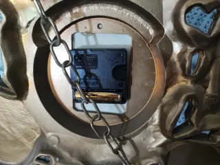 Reloj vintage carroza dorada