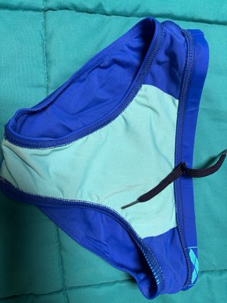 Bañador Arena Azul Nuevo 130cm